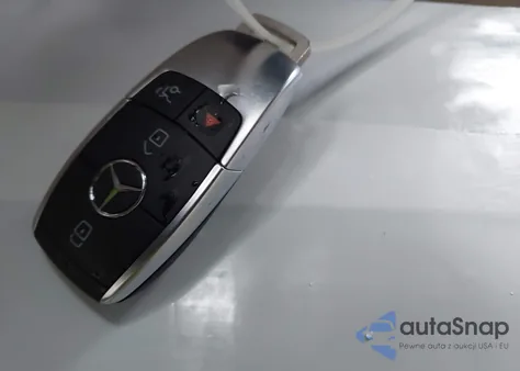 2022 Mercedes-Benz Glc 300 4Matic Suv from USA, damaged, VIN W1N0G8EB6NG107274